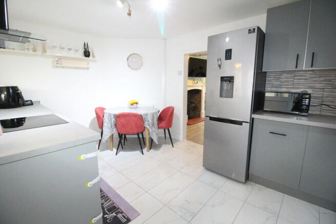 Kitchen/dining ro...