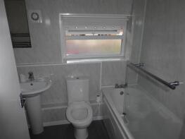 76c, The Woodlands, Hartshill CV10 0SZ