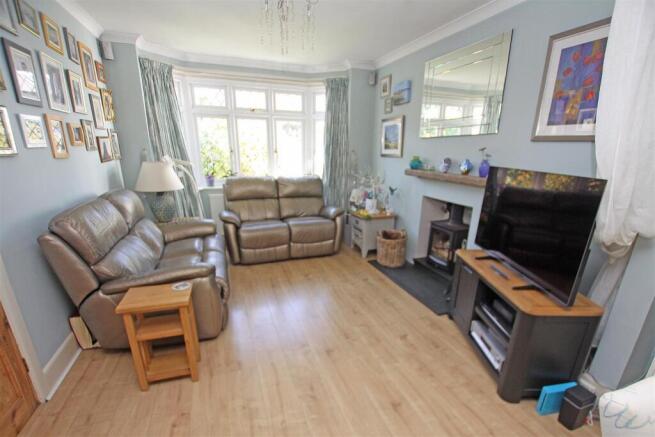 Living area.jpg