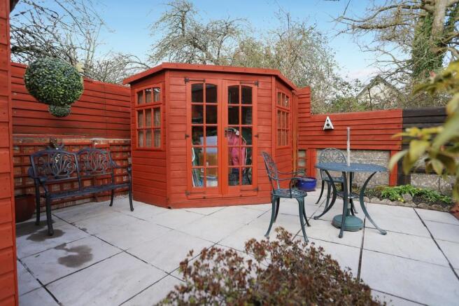 Summerhouse in re...