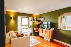 Flat 9, Kings Court, Merrywood Road, Southville, Bristol BS3 1DW