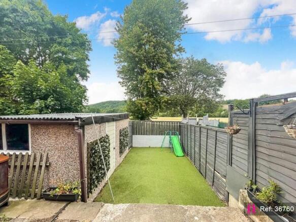 2 bed Semi-Detached for sale Image 11
