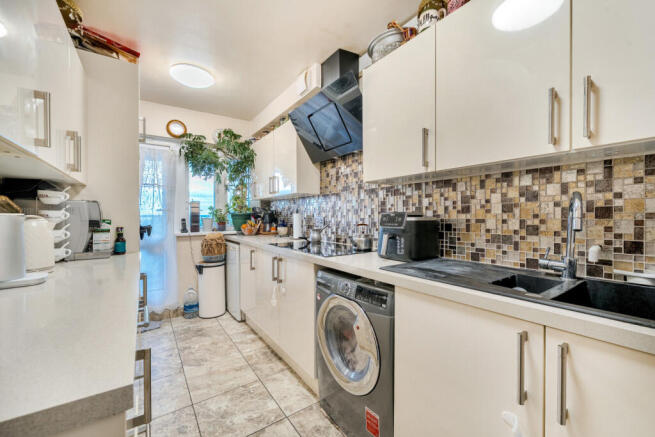 1397151-7-6967cb0...