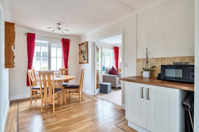 2 bed Park Home for sale Image 9