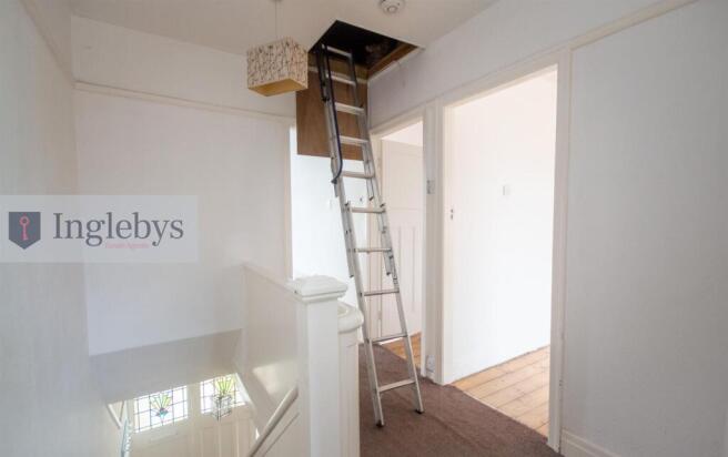 3 bed House for sale Image 11