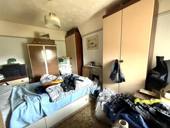 51 haglay bed 2.jpeg