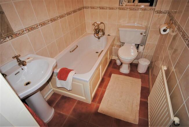 Photo 12