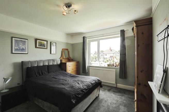 3 bed Semi-Detached for sale Image 6