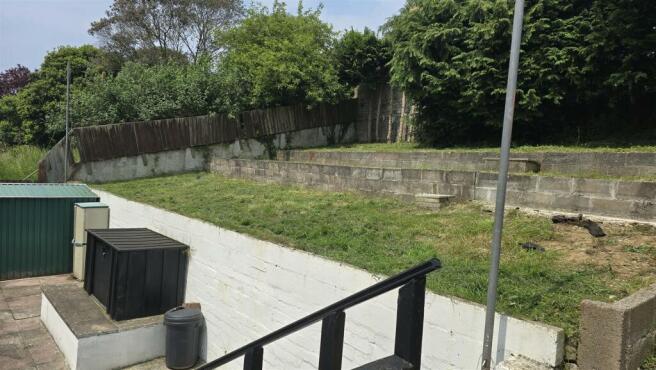 Back garden 3.jpg
