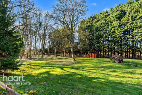 Narford Road, Narborough