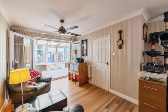 3 bed Semi-Detached for sale Image 5