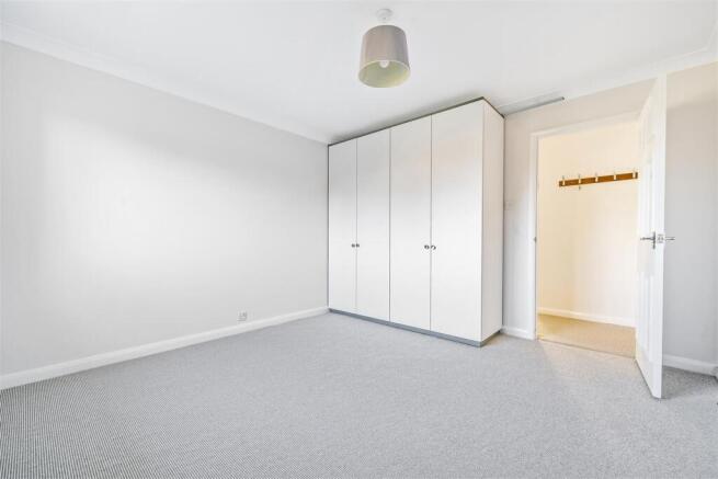 Bedroom 1.jpg