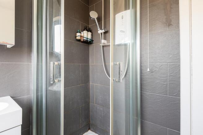 SHOWER DETAIL
