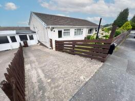 21, Merton Park, Penmaenmawr LL34 6DH