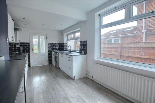 3 bed Semi-Detached for sale Image 10