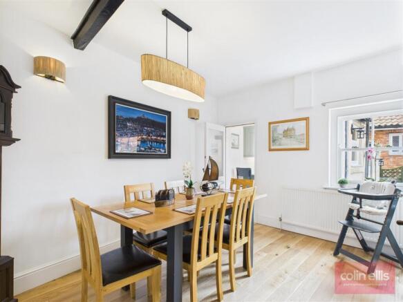 4 bed Terraced for sale Image 9