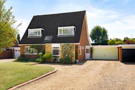 Manor Close, Bromham, MK43