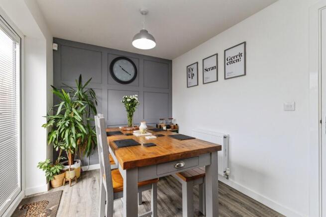3 bed Detached for sale Image 8
