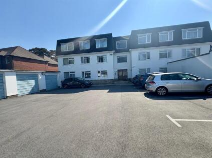 Glenmoor Road, West Parley, Ferndown