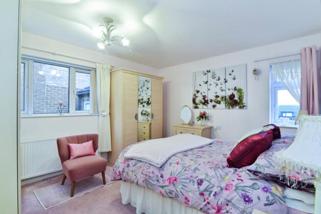 2 bed Bungalow for sale Image 7