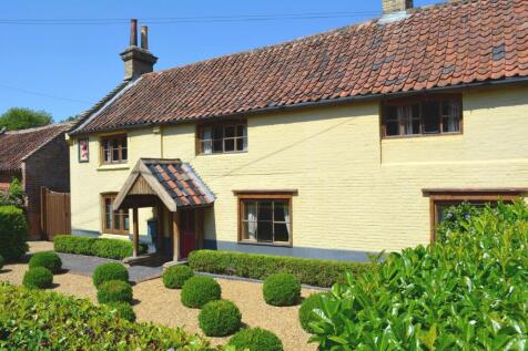 Period Property with Private Riverside Access in Costessey