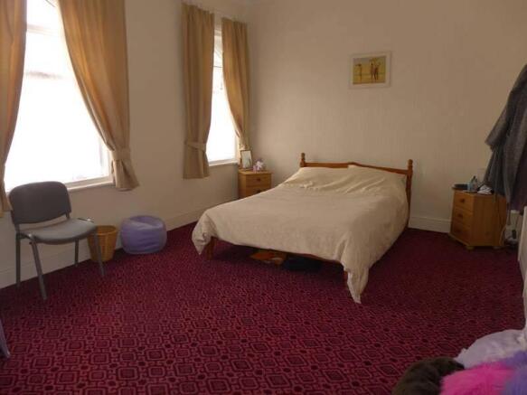 FRONT BEDROOM