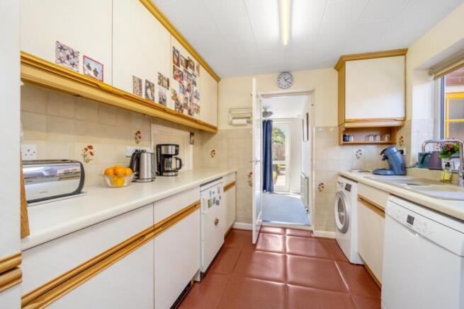 33 Lindis Road (Boston)-14