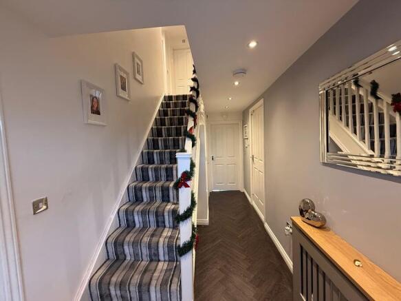 2 Baines Close, Leigh WN7 4BP photo 3