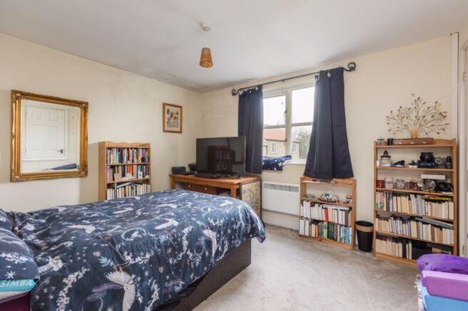 2 bed Terraced for sale Image 5