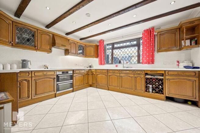 Kitchen 1