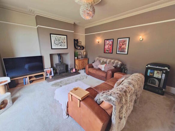 4 bed Terraced for sale Image 11