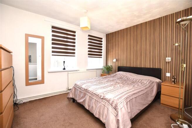 1 bed Apartment for sale Image 8
