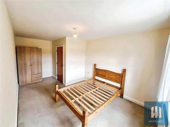 2 bed Apartment to rent Image 9
