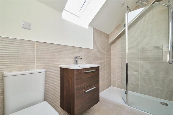 4 bed Semi-Detached for sale Image 9