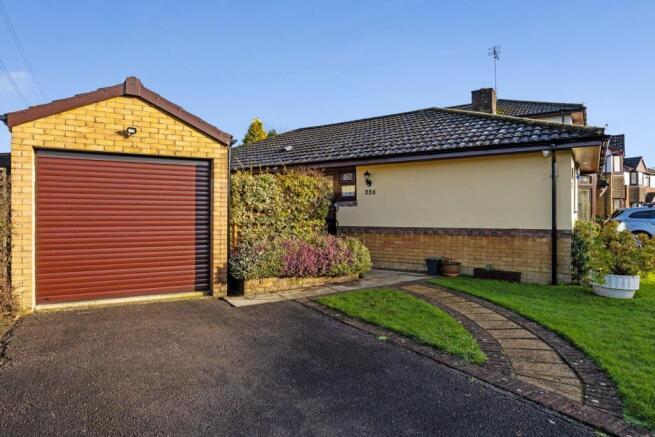 DETACHED GARAGE