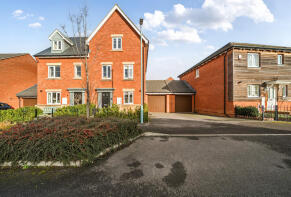 14, Wagtail Grove, Bishops Cleeve, Cheltenham GL52 8GZ