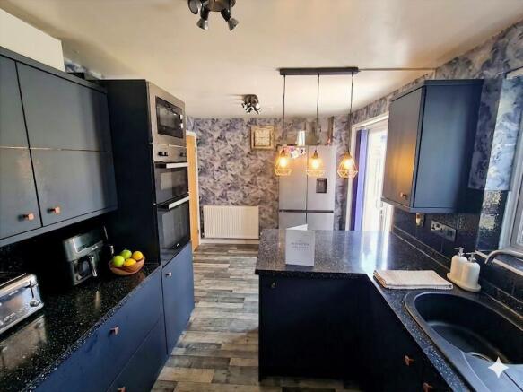 3 bed End of Terrace for sale Image 7