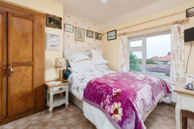 3 bed Semi-Detached for sale Image 11