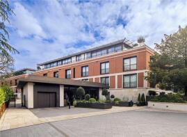 Flat 1, 67 Buxmead, The Bishops Avenue, East Finchley, London N2 0BG