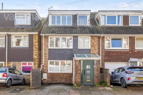 Hythe Road, Brighton, BN1