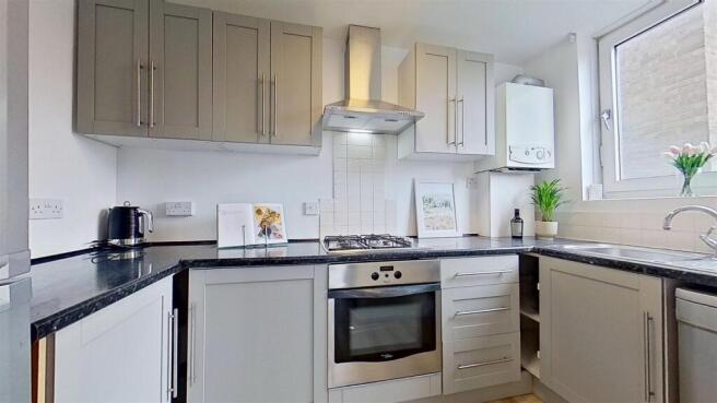 4-Kinsdown-Court-Bolingbroke-Grove-03252026_084717