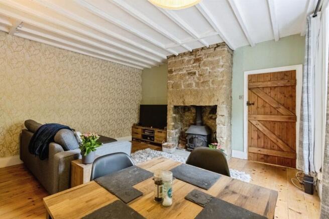 2 bed Semi-Detached for sale Image 5