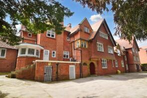 35, 27 May Lodge Apartments, Filey Road, Scarborough YO11 2TP