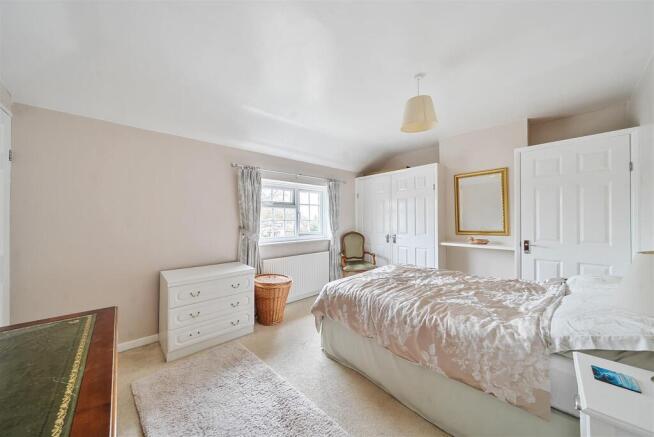 106 Brackley Road, Towcester