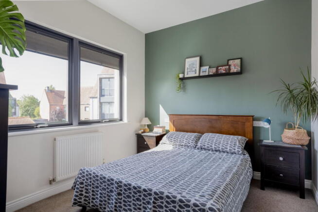 3 bed Terraced for sale Image 10
