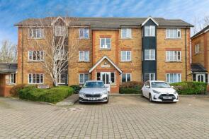 17, Maple Lodge, Riversmeet, Hertford SG14 1LW