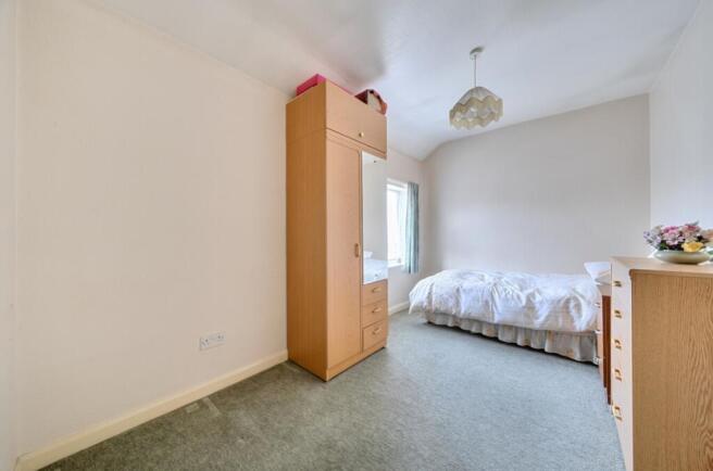 3 bed Terraced for sale Image 12