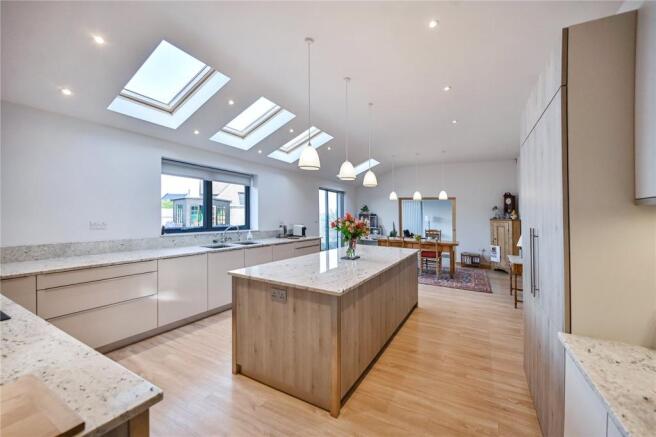 Kitchen/Dining