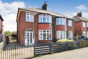 102, Manor Road, Knaresborough HG5 0BB