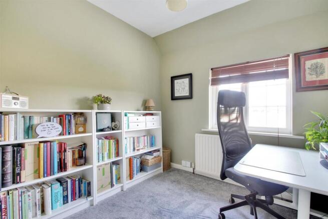 Bedroom 3.jpg